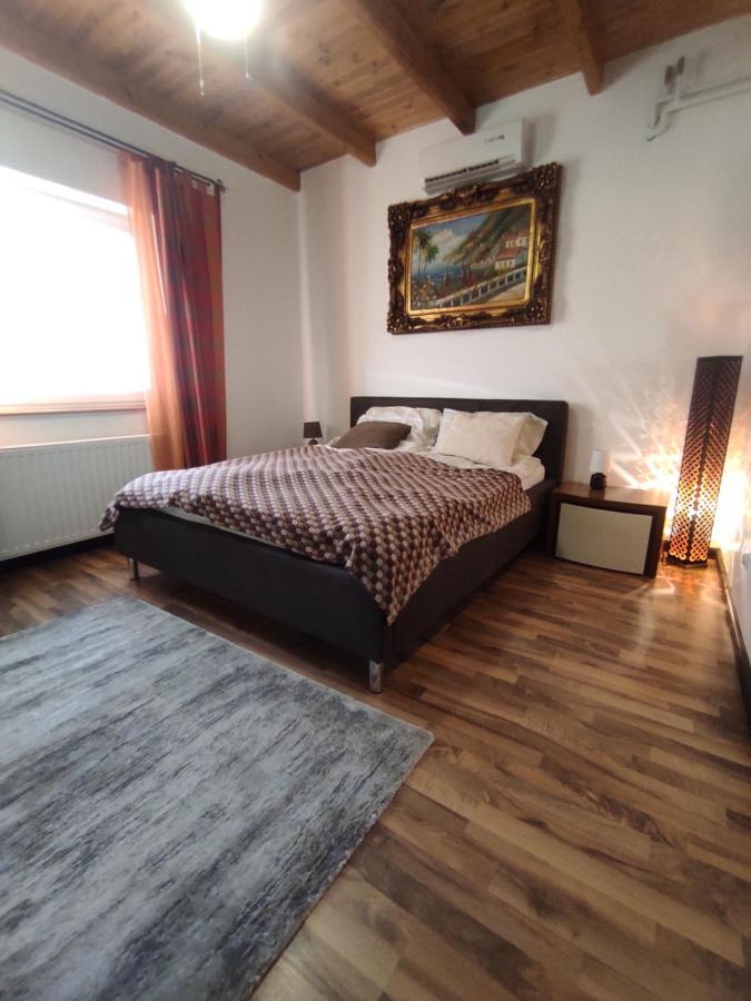 Borostyan Apartmanhaz Mórahalom Exterior foto