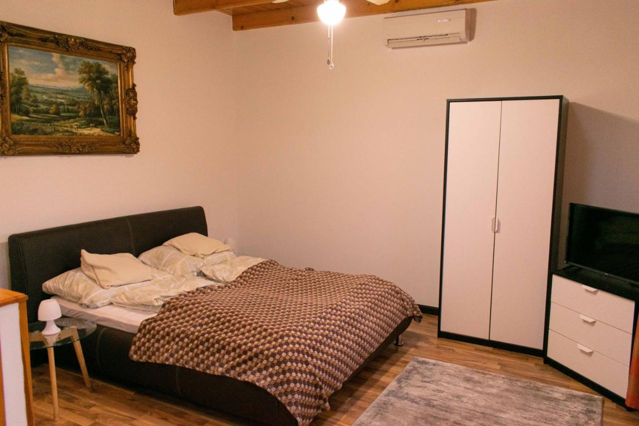 Borostyan Apartmanhaz Mórahalom Exterior foto